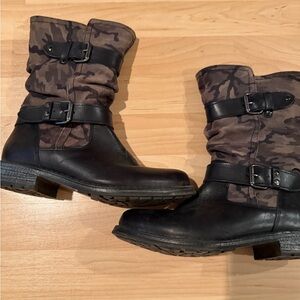 Made in Portugal.  Eric Michael Leather and Brown Camo Boots with Suede Lining